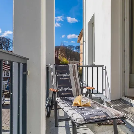 Apartament First Avalon